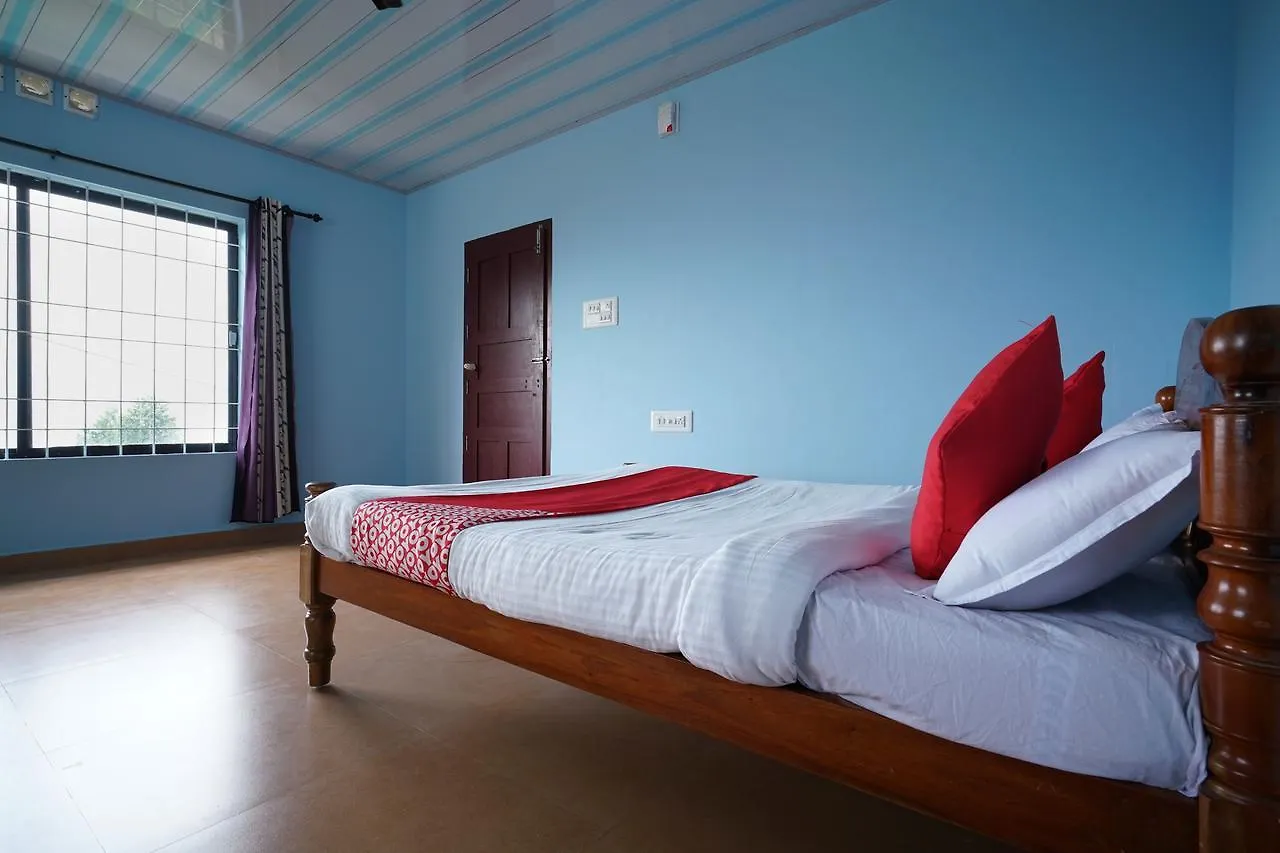 Oyo 13547 Nest Cottages Kanthalloor 3*,  India